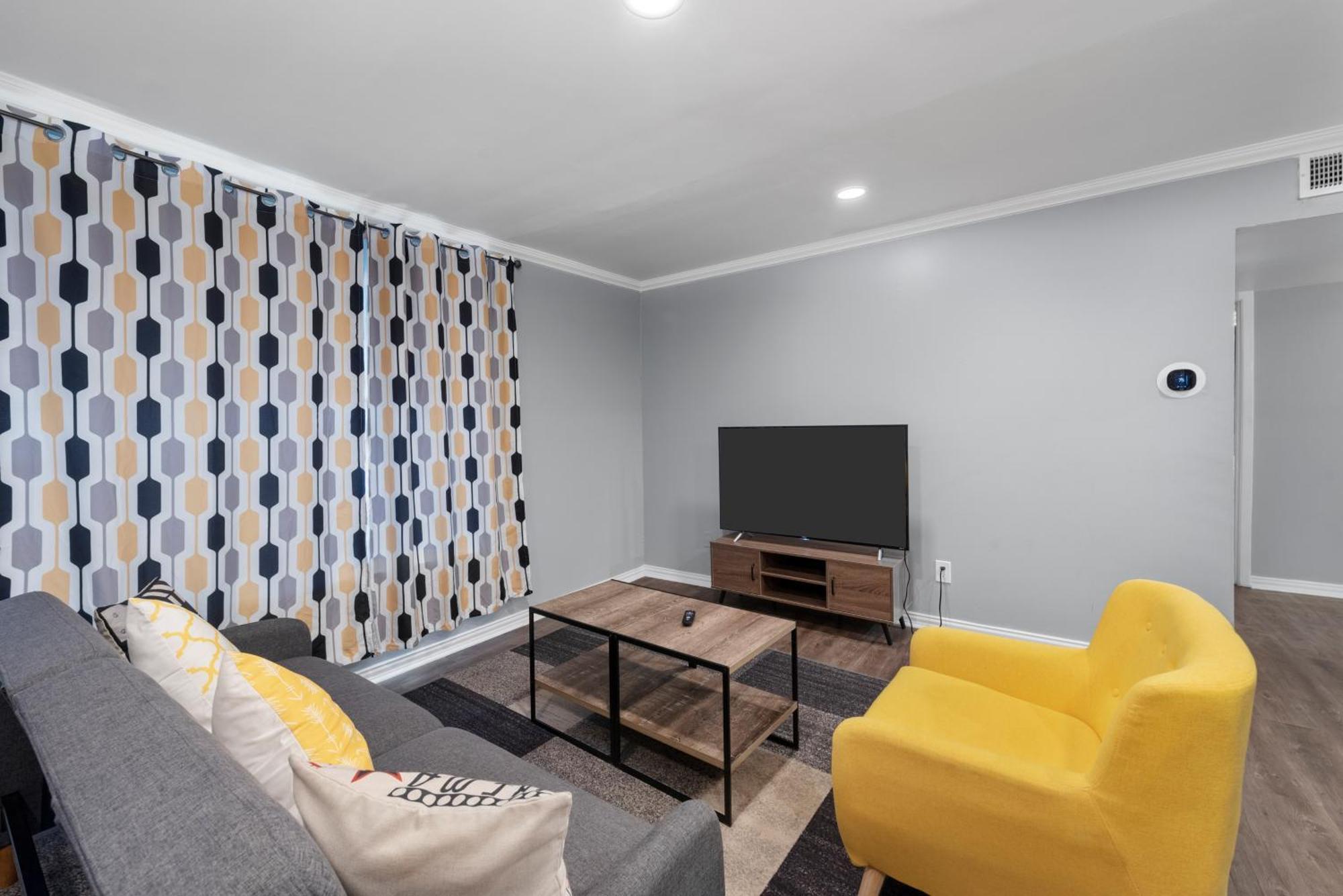 Stylish 2-bedroom Near Toyota Center And Med Center Apartment Houston