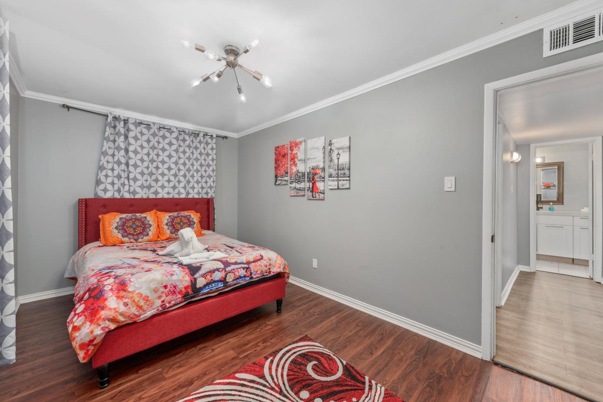 Stylish 2-bedroom Near Toyota Center And Med Center Apartment Houston